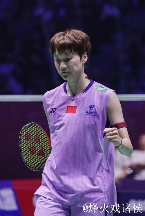 陈雨菲2-0横扫晋级 闯入羽毛球世锦赛女单8强 陈雨菲2-0横扫晋级 闯入羽毛球世锦赛女单8强