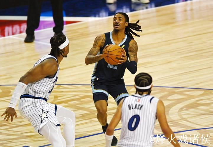 莫兰特回归砍24+13班凯罗16+8+9 灰熊伦敦赛力克魔术